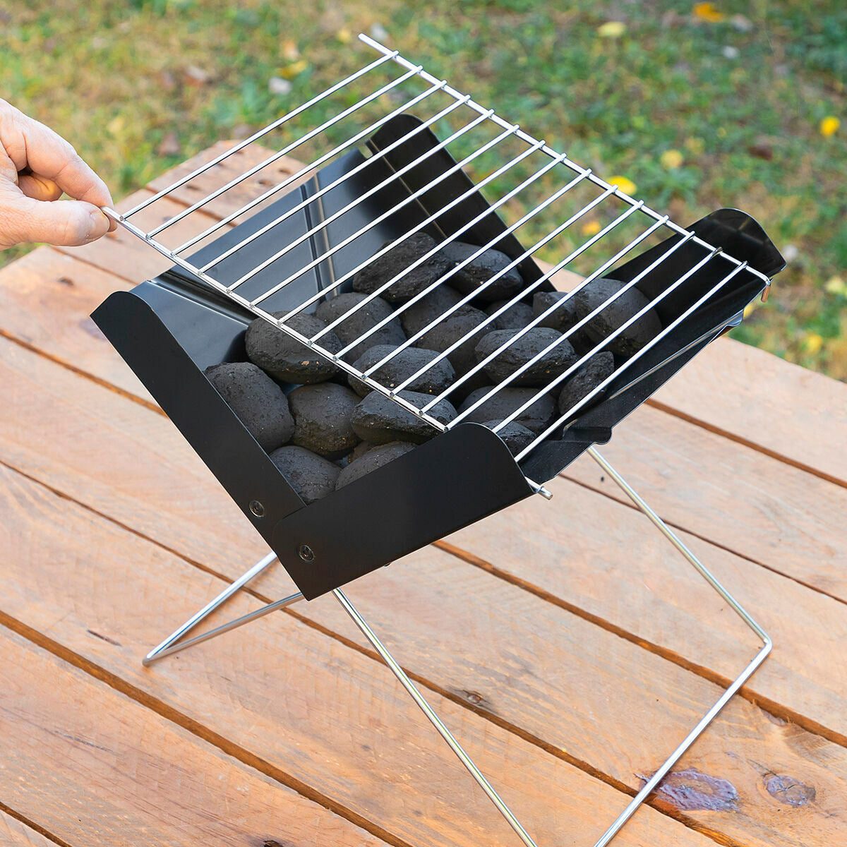 Mini Draagbare Opvouwbare Houtskoolbarbecue Foldecue InnovaGoods Zwart Roestvrij staal (Refurbished A)