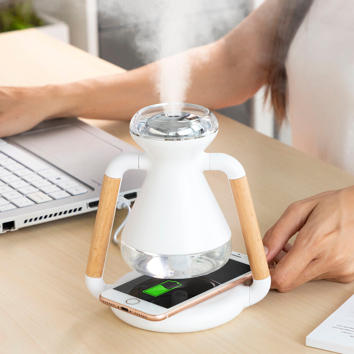 3-in-1 Wireless Charger, Aroma Diffuser and Humidifier Misvolt InnovaGoods 230 ml (Refurbished A)